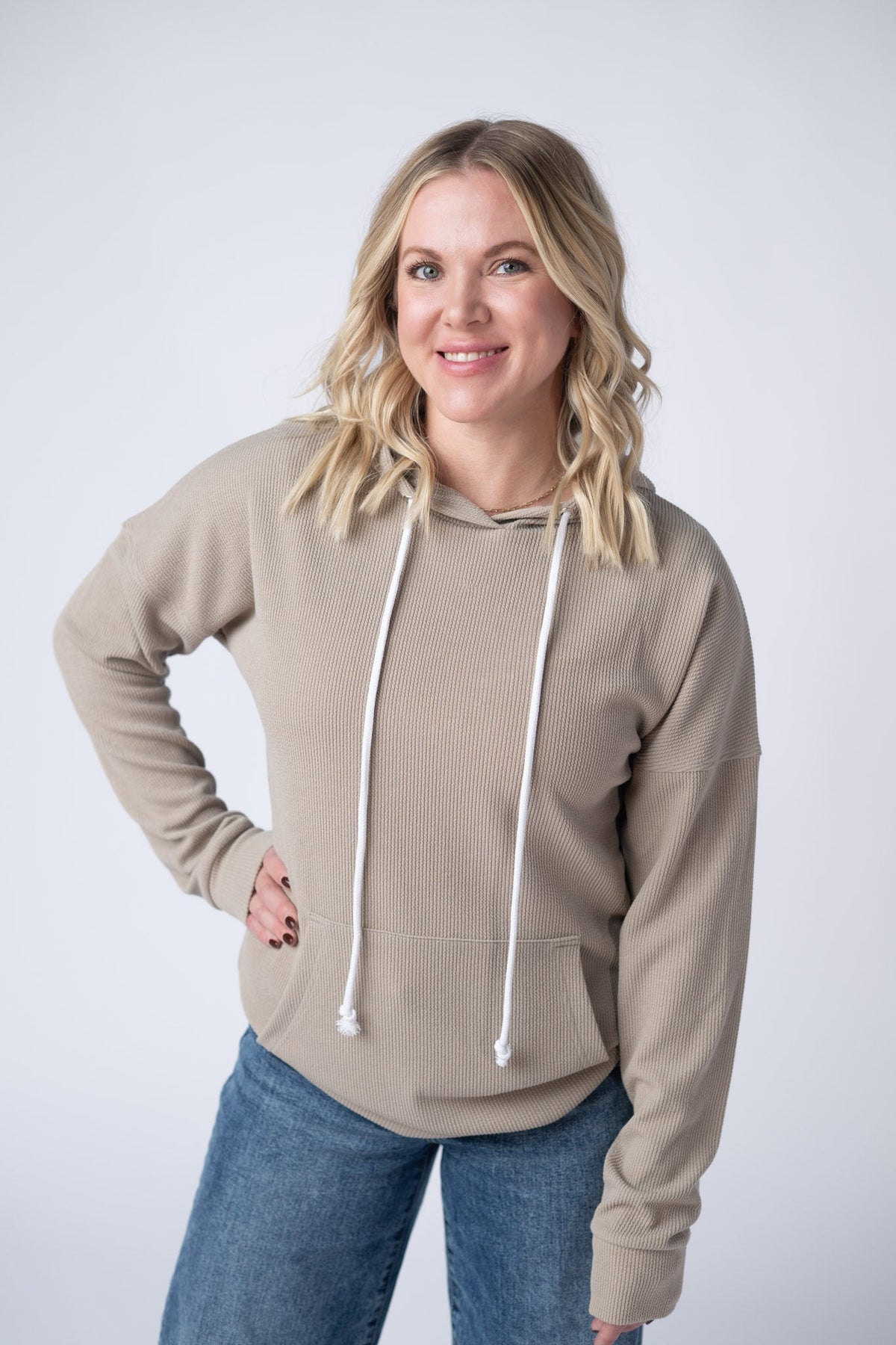 The Kacey Ribbed Hoodie in Mocha